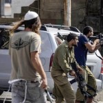 مستوطنون يطلقون الرصاص صوب منازل المواطنين شرق الخليل