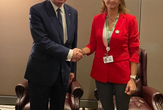 المالكي يلتقي وزيرة خارجية سلوفينيا في نيويورك 