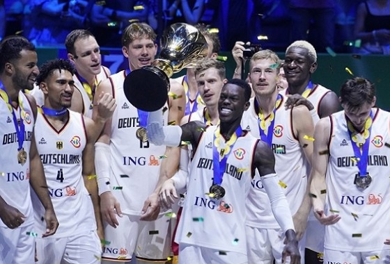 ألمانيا تقهر صربيا وتتوَّج بكأس العالم لكرة السلة لأول مرة في تاريخها