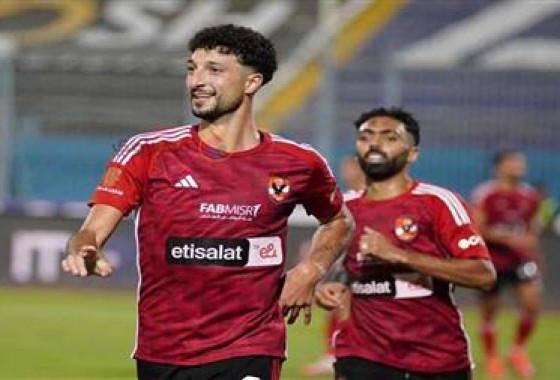 الفلسطيني  وسام أبو علي يقود الأهلي المصري لإعتلاء صدارة الدوري