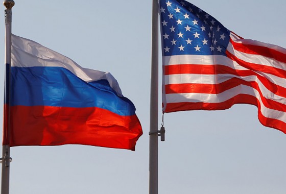 مستثمر أمريكي يقول ان الولايات المتحدة تسرق علنا الأموال الروسية