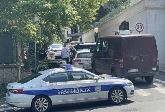 ‏هجوم بقوس وسهم على أحد حراس سفارة إسرائيل في صربيا ومقتل المنفذ