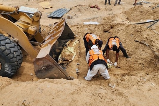 مجلس الأمن يدعو إلى تحقيق فوري ومستقل بشأن المقابر الجماعية في غزة