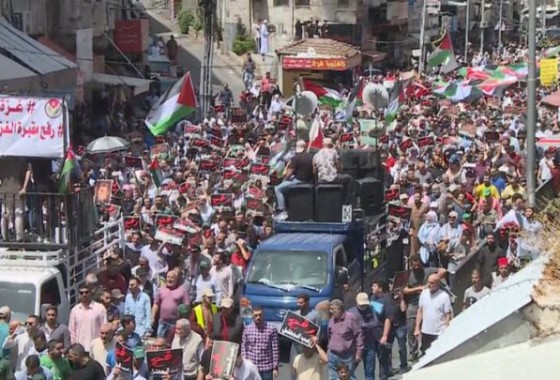 مسيرة شعبية وسط عمان رفضا للعدوان الإسرائيلي على غزة