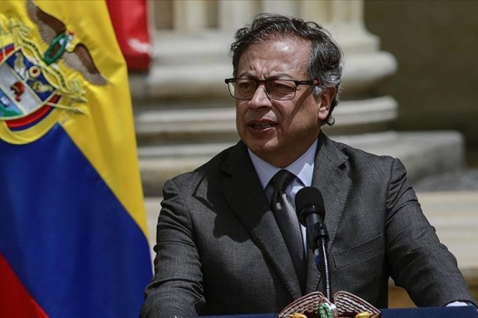 الرئيس الكولومبي يطالب "الجنائية الدولية" بإصدار مذكرة اعتقال بحق نتنياهو