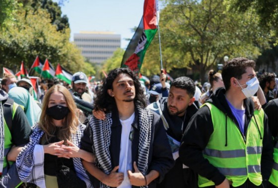 48 ألف من العاملين في "نظام جامعة كاليفورنيا" يعلنون الإضراب دفاعا عن حق الاحتجاج من أجل فلسطين