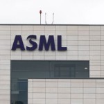 أسهم الرقائق العالمية تخسر 420 مليار دولار مع تحذيرات ASML