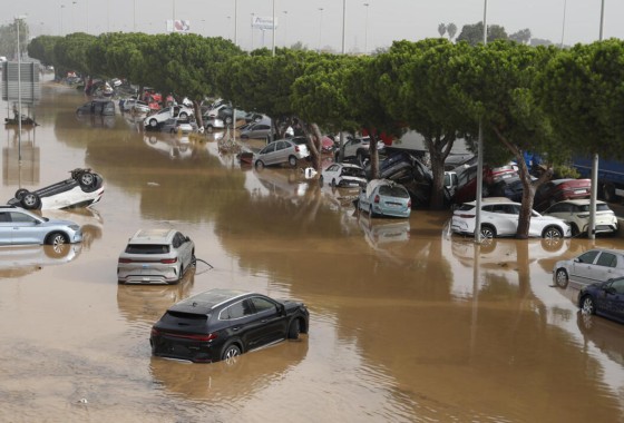 إسبانيا في حالة تأهب: عواصف جديدة تلوح في الأفق بعد الفيضانات القاتلة