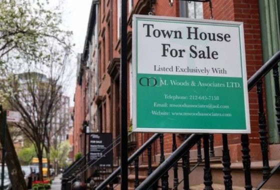 انهيار مبيعات المنازل الجديدة في أمريكا تحت وطأة معدلات الرهن العقاري المرتفعة