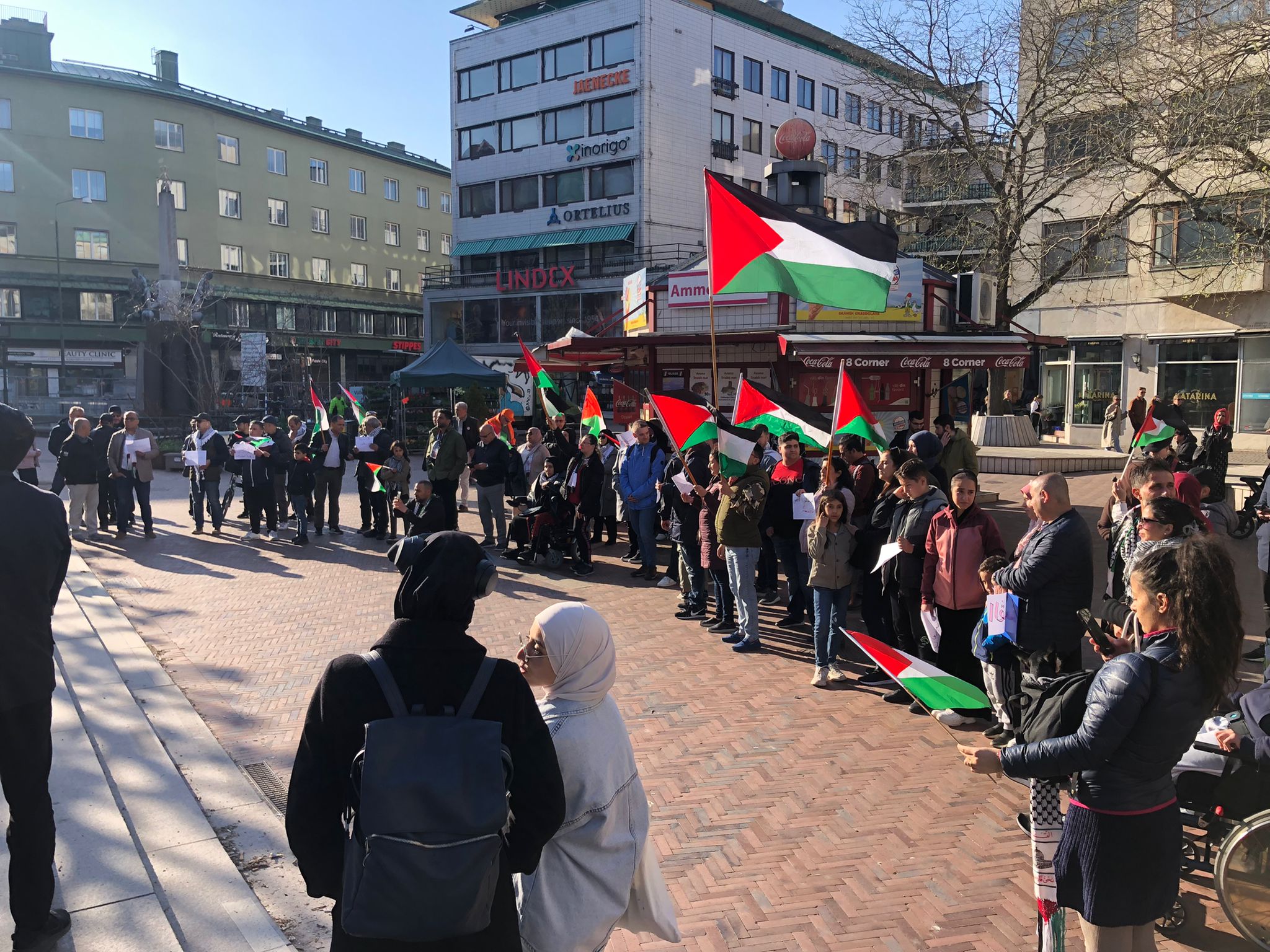 وقفة في مالمو السويدية تضامنا مع القدس وتنديدا باعتداءات الاحتلال الإسرائيلي