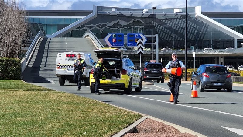إخلاء مطار كانبيرا الأسترالي بعد حادثة إطلاق نار واعتقال المشتبه به