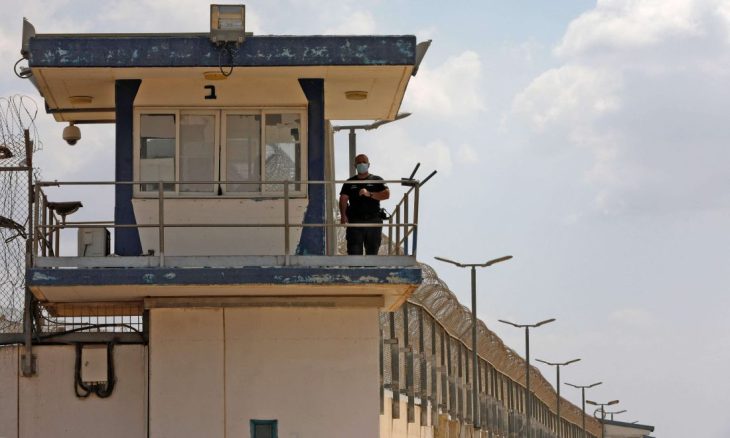 أربعة أسرى من جنين يدخلون أعواما جديدة في سجون الاحتلال