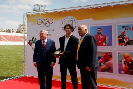 رئيس الأولمبية الدولية: سنقدم كل الدعم للرياضة والرياضيين في فلسطين