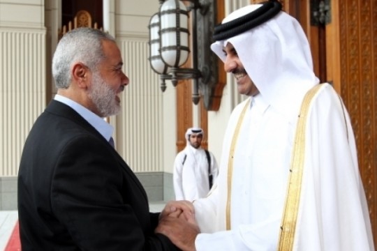 هنيّة وأمير قطر يبحثان جهود التوصل إلى اتفاق لوقف الحرب على غزة