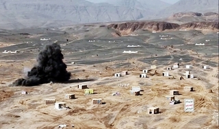 الحوثيون: غارة أميركية بريطانية على الحديدة