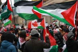 كندا توقف تصدير الأسلحة إلى اسرائيل