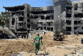 ارتفاع حصيلة الشهداء في قطاع غزة إلى 33,797 والإصابات إلى 76,465 منذ بدء العدوان