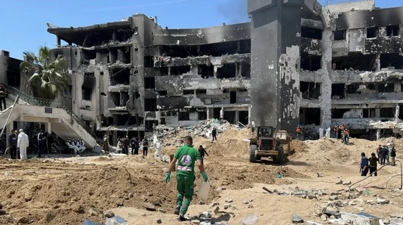 ارتفاع حصيلة الشهداء في قطاع غزة إلى 33,797 والإصابات إلى 76,465 منذ بدء العدوان