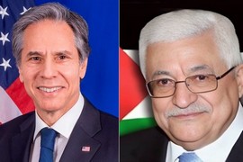 الرئيس عباس يتلقى اتصالا هاتفيا من وزير الخارجية الأميركي