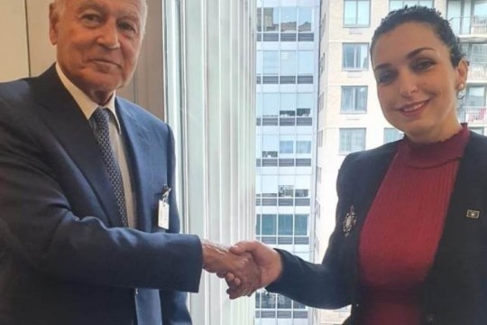 أبو الغيط يدعو رئيسة كوسوفو لإعادة النظر في وضع سفارة بلادها بالقدس