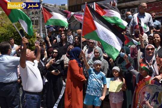 طولكرم: الاحتلال يقمع مسيرة منددة بالعدوان الإسرائيلي