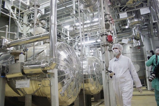 إيران تنتج أول كمية من اليورانيوم المخصب بنسبة 60%