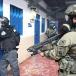 قوات القمع تقتحم قسم (14) في سجن "عوفر" وتنكّل بالأسرى