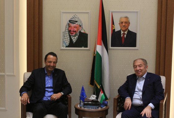 العسيلي يبحث مع وفد من الاتحاد الأوروبي سبل تحسين وتطوير الاقتصاد الفلسطيني