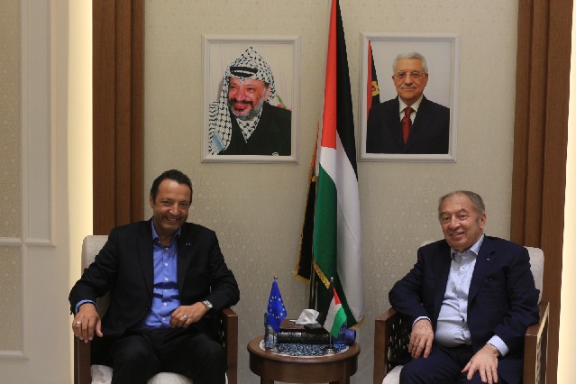 العسيلي يبحث مع وفد من الاتحاد الأوروبي سبل تحسين وتطوير الاقتصاد الفلسطيني