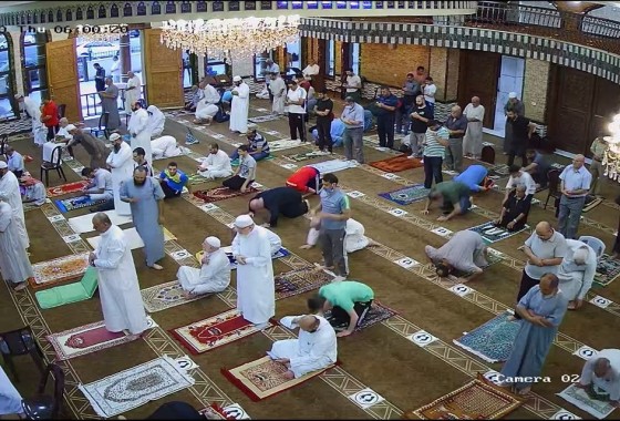 اجراءات جديدة مع اعادة فتح المساجد فجر الاحد