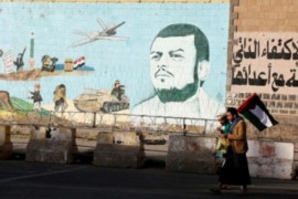 الحوثيون: استهدفنا سفينة أميركية في خليج عدن بعدد من الصواريخ البحرية