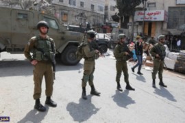 قوات الاحتلال تغلق منطقة "باب الزاوية" وسط الخليل تمهيدا لاقتحامات المستوطنين لمنطقة شارع "بئر السبع"