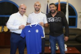 نادي "سموحة" المصري يتعاقد مع لاعب منتخبنا الوطني محمد باسم