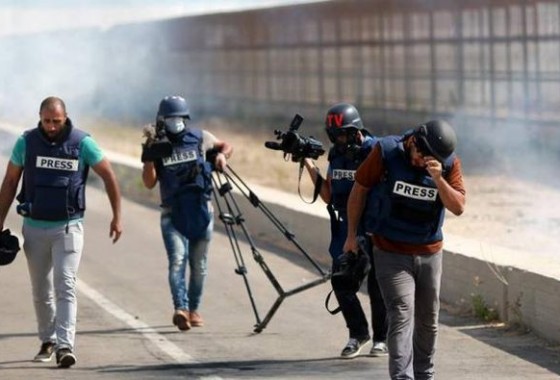 نقابة الصحفيين: 66 انتهاكاً للاحتلال بحق الصحفيين في تموز الماضي