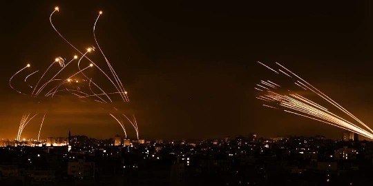 محدث..غارات إسرائيلية جديدة تستهدف قطاع غزة واصابة 5 مواطنين بجراح