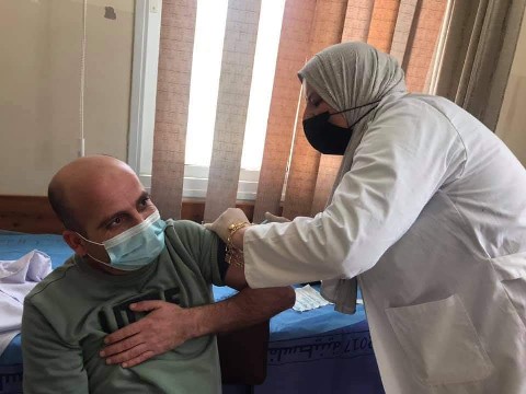 إنطلاق حملة التطعيم ضد فايروس كورونا للطواقم الطبية في محافظة جنين