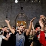 القدس في شهر نيسان : شهيد و270 معتقلا دفاعا عن باب العامود والشيخ جراح