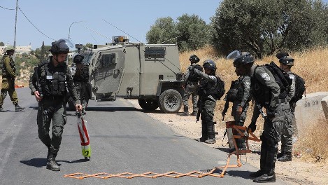 قوات الاحتلال تقتحم عدة قرى في محافظة جنين وتنصب حواجز تفتيش على مداخلها