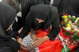 المئات يشيعون جثمان الشهيد الطفل ابو سلطان في بيت لحم
