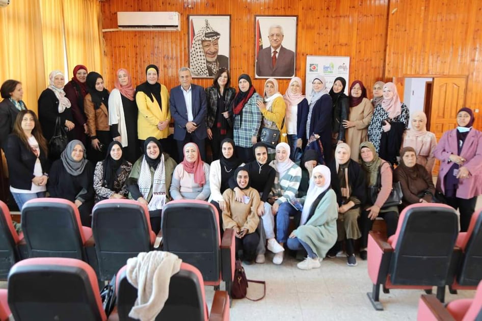 جلسة حوار ونقاش في قلقيلية عن مشاركة النساء في الانتخابات