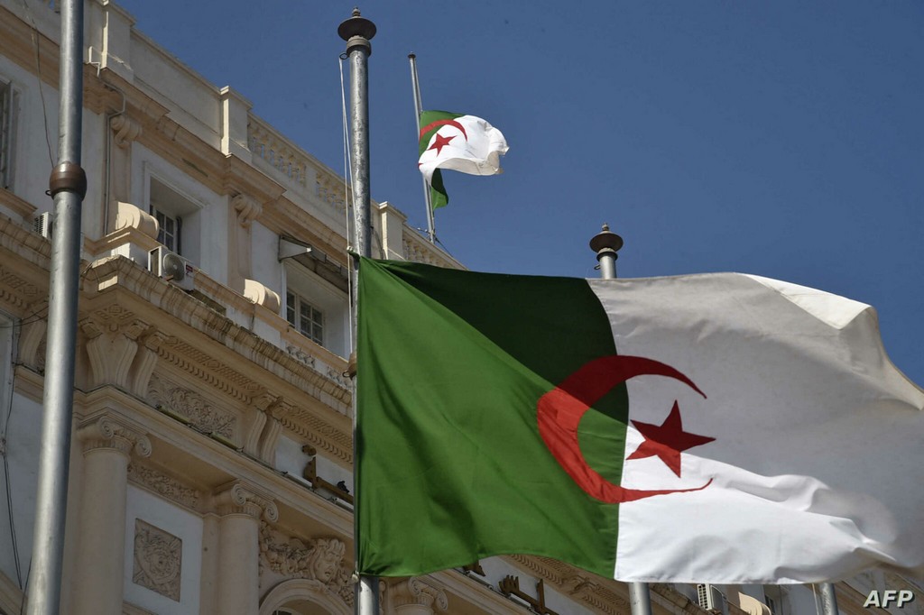 الجزائر تسمح بدخول منتجات الدول العربية إلى أسواقها دون قيود