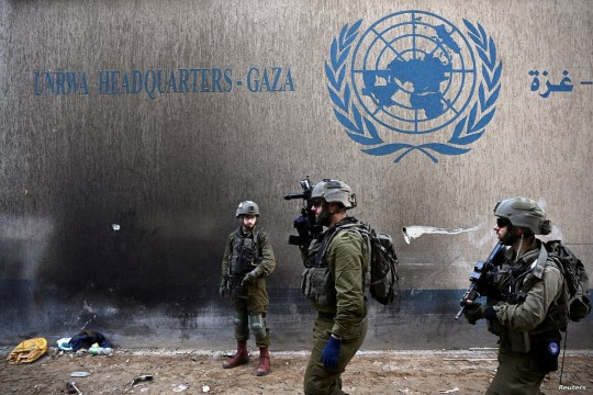 لازاريني: 182 من موظفي الأونروا قُتلوا منذ بدء الحرب في غزة