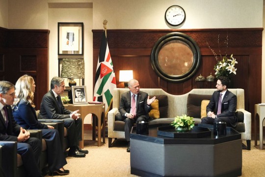الملك الأردني يؤكد لـبلينكن ضرورة الوقف الفوري لإطلاق النار في غزة