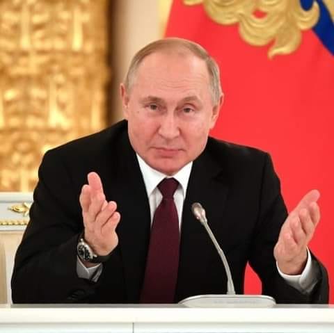 بيسكوف: الرئيس بوتين لم يقدم استقالته وصحته بخير