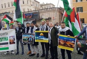 الجالية الفلسطينية في روما تنظم اعتصاما نصرة للقدس ورفضا لانتهاكات الاحتلال  