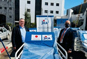"جايكا" تسلم 100 سرير طبي لمستشفيات قطاع غزة