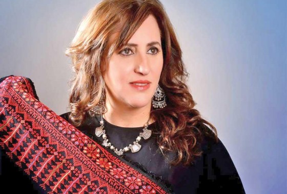 الفنانة عبير صنصور تطلق أغنية لذوي الإعاقة 