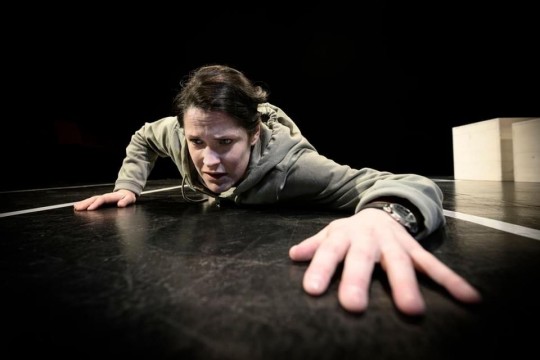 "قصيدتي الخطرة" مسرحية للكاتبة الفلسطينية دارين طاطور تعرض في السويد