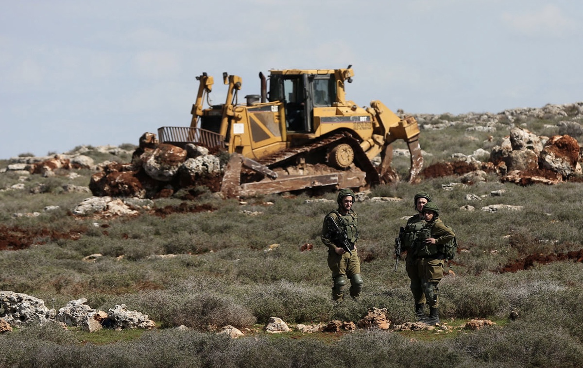 الاحتلال الإسرائيلي يستولي على 40 ألف دونم من أراضي الفلسطينيين منذ بداية العام