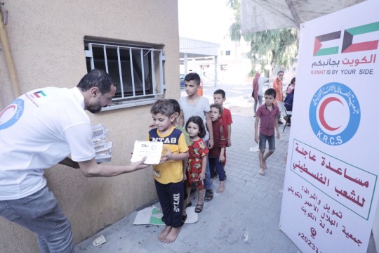 "أوتشا": توزيع المساعدات الإنسانية في قطاع غزة يكاد يكون مستحيلا بسبب نقص تدفق الوقود